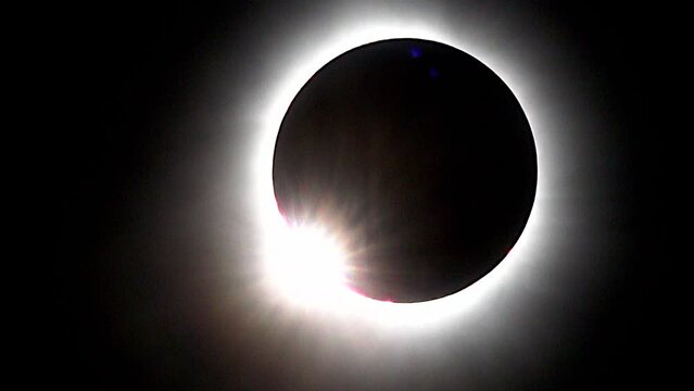 Bailey's Beads explode into a diamond ring during a total solar eclipse.