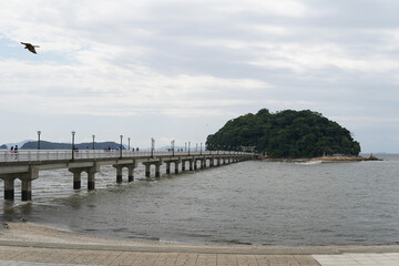 蒲郡の竹島に続く長い橋