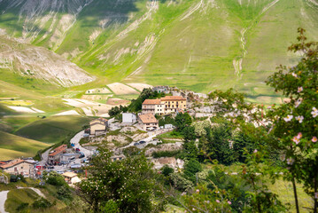 Small mountain village in Italy in summer - 785081252