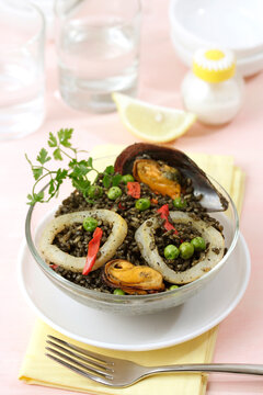 Black rice with cuttlefish.