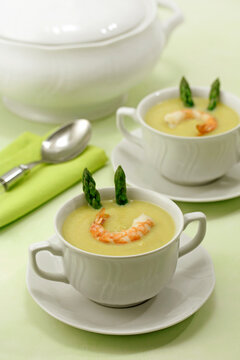 Asparagus and prawns soup.