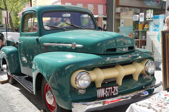 Paris, France ,04 04 2024 :vintage truck , Ford F1 1951