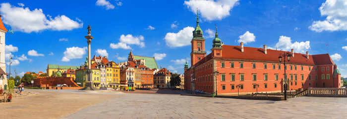 Cityscape, panorama, banner - view of Castle Square with Royal Castle in the Old Town of Warsaw,...