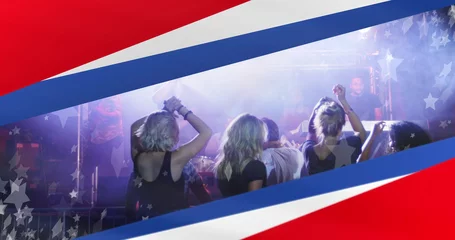 Foto op Plexiglas Amerikaanse plekken Image of american flag elements over diverse audience, singer and musicians performing