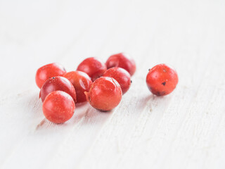 dried pink peppercorn