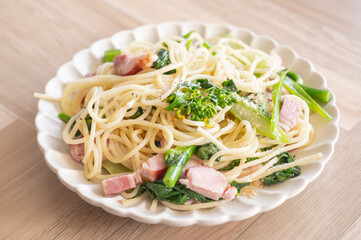 菜の花とベーコンのパスタ