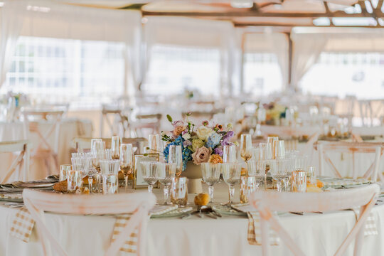 Elegant Table Setting for Wedding Reception