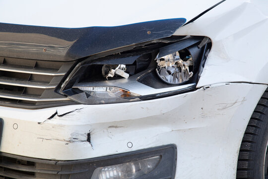 The car got into an accident.Damage to the headlights and bumper of the car.