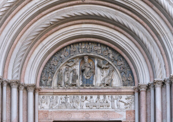 The portal of the Virgin of Baptistery of Parma - obrazy, fototapety, plakaty
