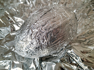 Easter egg wrapped in silver color foil - 785720083