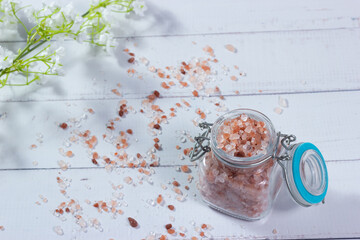 Himalayan mineral salt rich in trace elements.