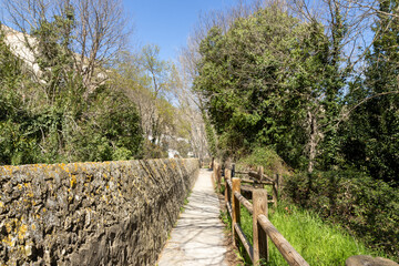 Water route, Church of San Andr&eacute;s Ap&oacute;stol, Alcal&aacute; del J&uacute;car Castle, J&uacute;car River, Castilla-La Mancha town (Albacete, Spain).