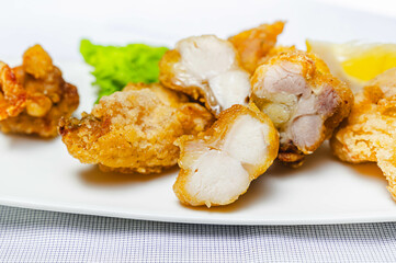 ラーメンスープの素で鶏モモ肉の唐揚げ