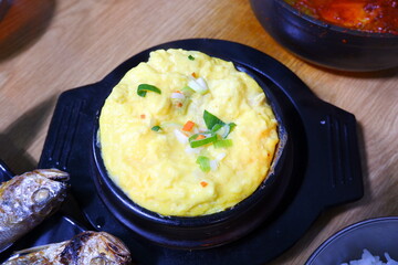 韓国旅行で味わいたい、ふわふわの食感の卵料理、ケランチム（韓国風蒸したまご）
