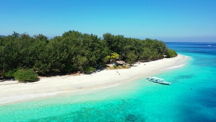 Fototapeta premium Aerial view of the beautiful turquoise ocean in the Maldives
