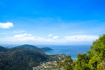 Fototapeta na wymiar Beautiful landscape of the tropical coast of the Indian Ocean