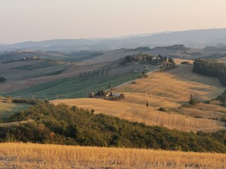 Fototapeta premium landscape with mountains - Tuscany