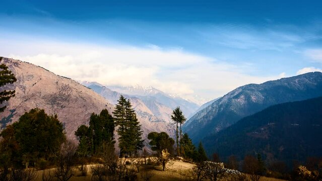 Timelapse of mountains of Sainj Valley in Himachal Pradesh, India
