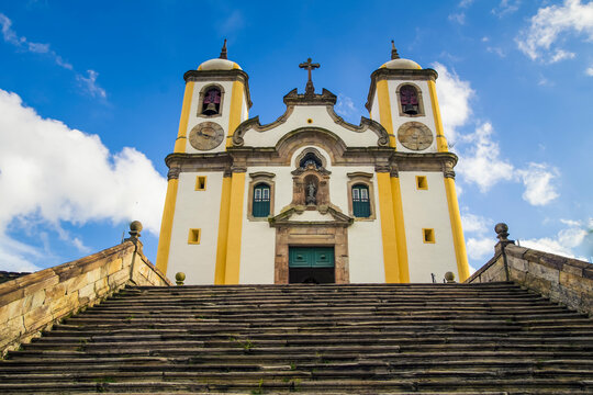 Igreja Santa Efig&ecirc;nia, Historic baroque city, Minas Gerais, Brazil.