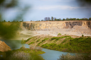 Blick in den Steinbruch zwischen Anröchte-Erwitte, Kreis Soest, NRW, Deutschland