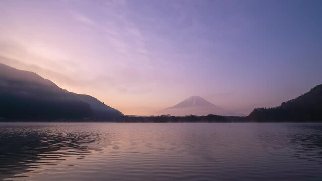 幻想的な富士山　日の出　タイムラプス