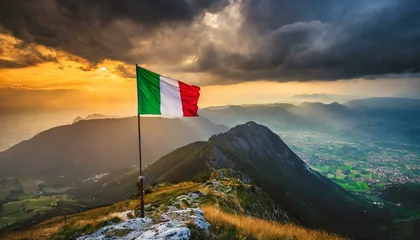 Foto op Plexiglas The Flag of Italy On The Mountain. © Daniel