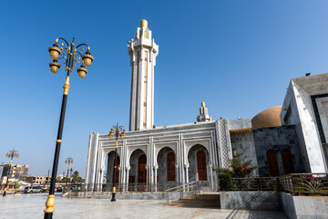 vue de la Grande mosquée des Mourides à Dakar au Sénégal en Afrique de l'Ouest