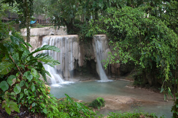 Obraz premium Mexico Agua Azul waterfall on a cloudy winter day