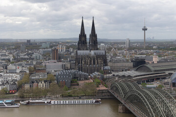Skyline Köln vom Triangle Tower fotogrfafiert