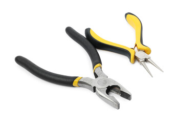 Obraz premium Different pliers isolated on white. Construction tool