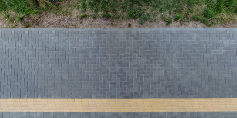 top view of the texture of paving slabs on pedestrian path - 786678285