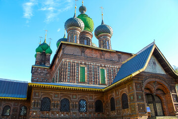 Fototapeta na wymiar Church of St. John the Baptist in Tolchkovo. Yaroslavl. Gold ring. Russia