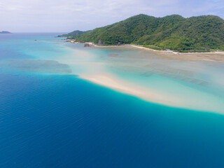 奄美大島　かくれ浜　空撮　（人物削除）