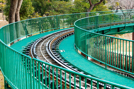遊園地遊具の線路