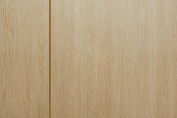 Wood grain tiles and wallpaper are always nice and lovely