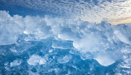 Obraz premium Image material of the coast where ice and drift ice remain. crushed ice. jewelry ice cream rock ice.