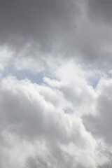 Nuées de mars