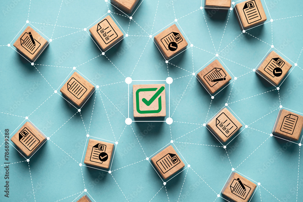 Aufkleber Green correct sign mark linkage connection with document icon for document project approval and quality ISO concept.