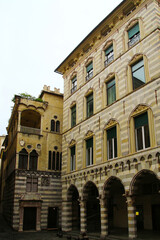 Fototapeta na wymiar Piazza San Matteo-The Palazzo Lamba Doria in Genoa 