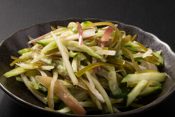 ミョウガときゅうりの昆布和え