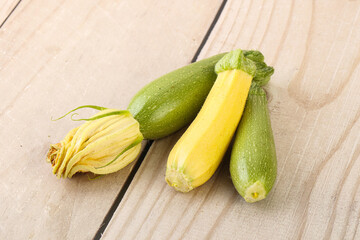 Raw baby organic zucchini heap