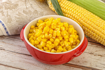 Canned yellow corn in the bowl