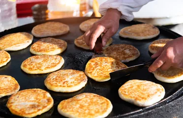 Raamstickers Doing Chinese street food pancakes © xy