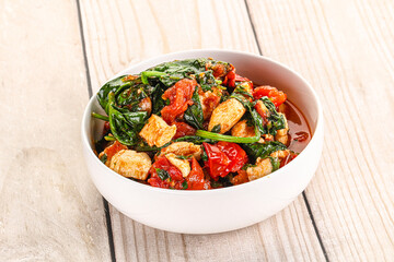 Chicken with tomato and spinach