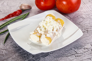 Italian cuisine Cannelloni staffed cheese