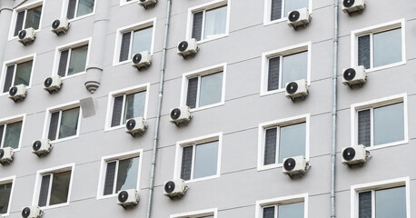 Many windows in front of the apartment - obrazy, fototapety, plakaty