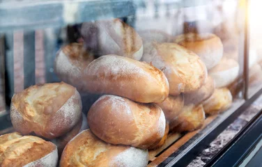 Badkamer foto achterwand Fresh bread in the bakery © xy