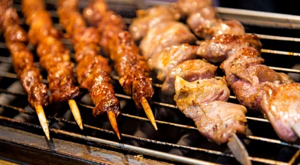 Plexiglas foto achterwand Meat skewers on the grill © xy