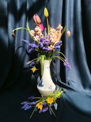 Romantic bouquet of the first garden flowers - 787121232