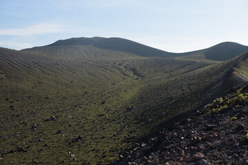 夏の樽前山から見渡す大自然の造形